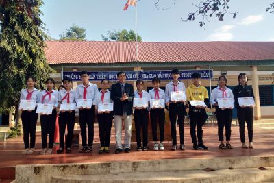 Trường THCS Nguyễn Huệ sơ kết kỳ I năm học 2020-2021