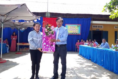 Trường THCS Nguyễn Huệ tổng kết năm học 2017-2018.