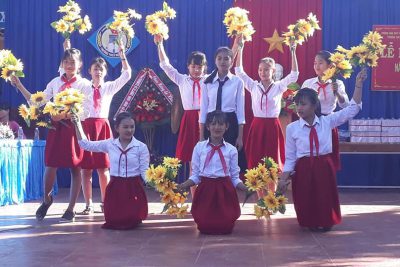 Trường THCS Nguyễn Huệ long trọng tổ chức lễ khai giảng năm học 2018-2019