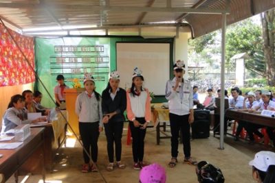 Liên đội trường THCS Nguyễn Huệ hoạt động ngoại khoá Ngoài giờ lên lớp Chủ điểm: Mừng Đảng, Mừng Xuân