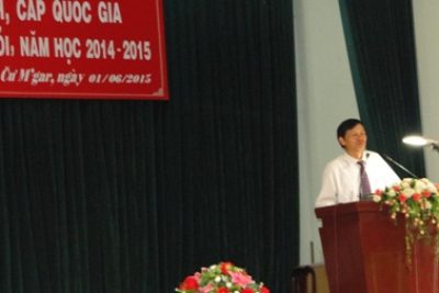 Ngành GD&ĐT huyện CưM’gar tuyên dương khen thưởng giáo viên & học sinh đạt nhiều thành tích trong công tác bồi dưỡng học sinh giỏi NH 2014-2015