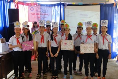 Tổ Toán-Lý-Tin Hoạt động ngoại khoá